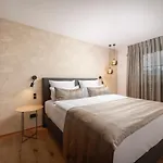 Luxury 